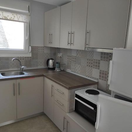 Ofrínion Blue Beach Apartments מראה חיצוני תמונה