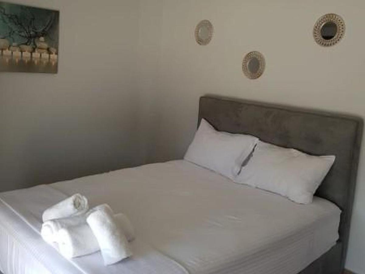 Ofrínion Blue Beach Apartments מראה חיצוני תמונה
